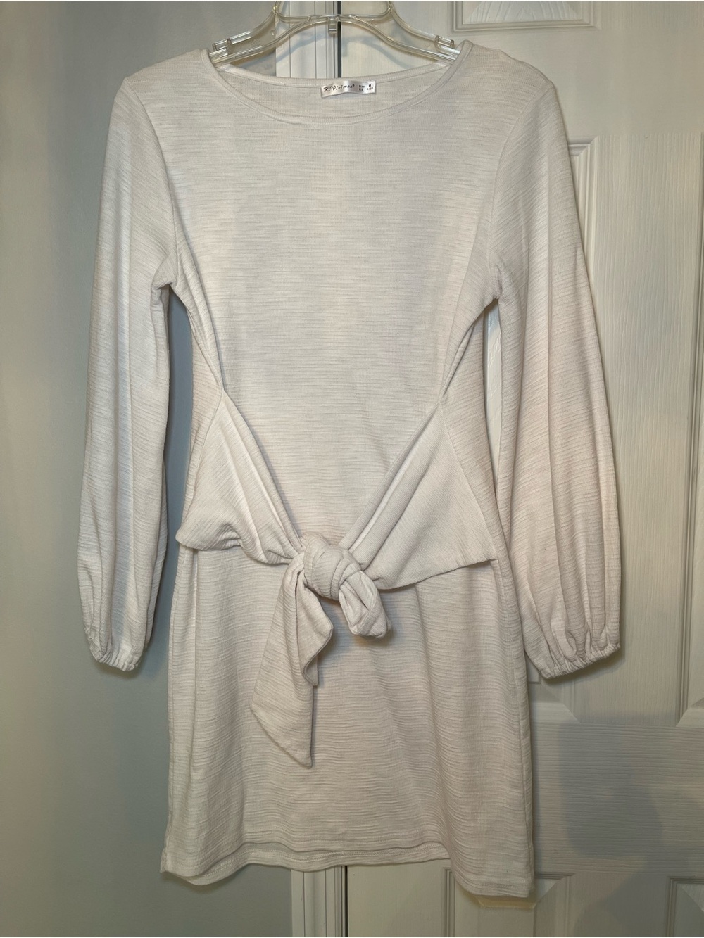Women's Cream Tie-Front Long Sleeve Dress